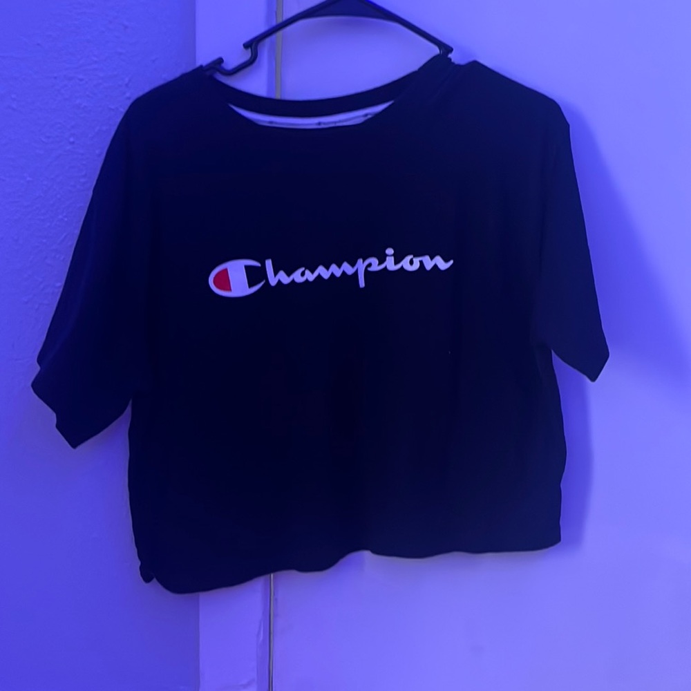 Cropped Champion Shirt